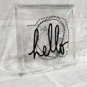 Couverture pour MInialbum en Epoxy “Hello” By Quiscrap