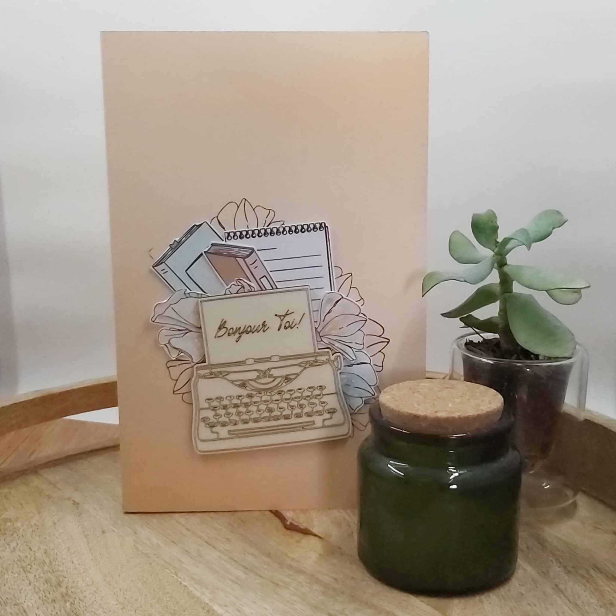 Lire la suite à propos de l’article Tuto n°1 pour la Box de Septembre 2025 par Phine scrap